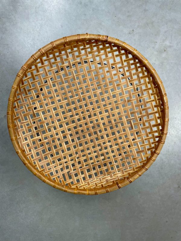 echt vintage Vintage Rattan reading basket on tripod - Dutch mid century design - 1950s Artimeta Soest