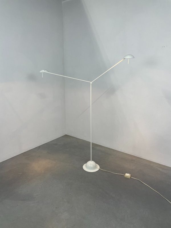 Vintage modern 80s floor lamp with two arms - large white metal slim twin design by Massive Belgium lighting - echtvintage