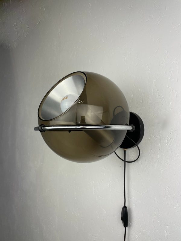 Raak Basket bol wall light - C1512.20 - vintage 1970s Dutch design lighting - smoke glass lamp - Frank Ligtelijn - globe