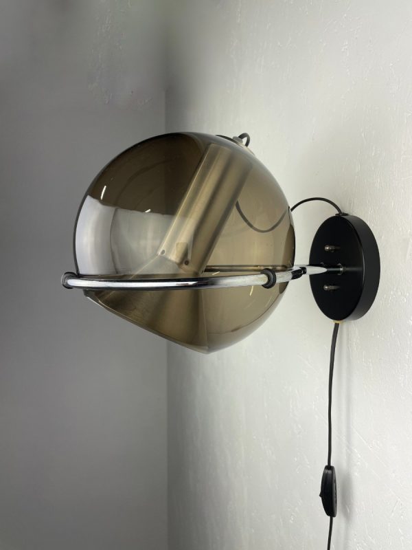 Raak Basket bol wall light - C1512.20 - vintage 1970s Dutch design lighting - smoke glass lamp - Frank Ligtelijn - globe